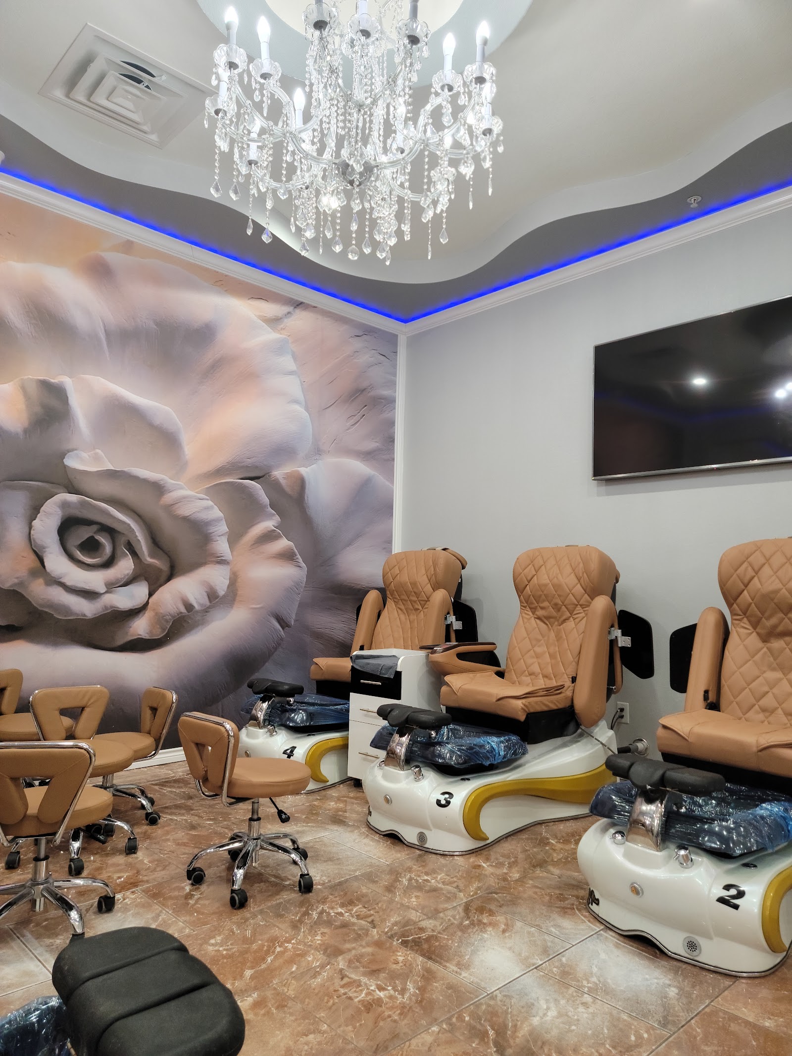 Grand Lux Nails Spa & Lounge nail work in Cedar Park, Texas